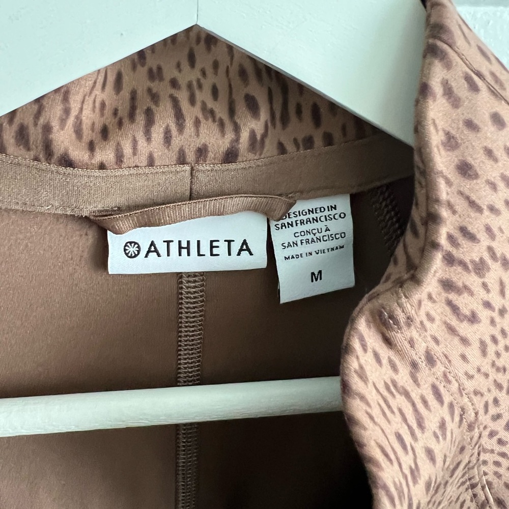 Athleta Salutation Jacket Size Medium - image 3